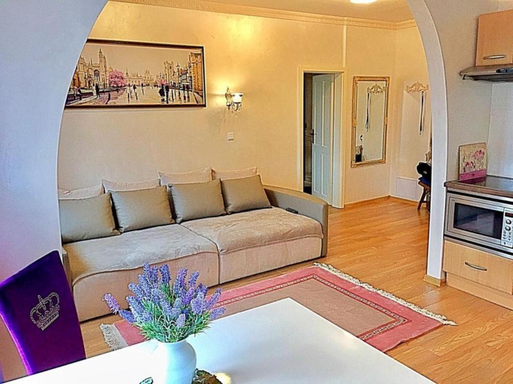 Rose Apartment Mariánské Lázně Екстериор снимка