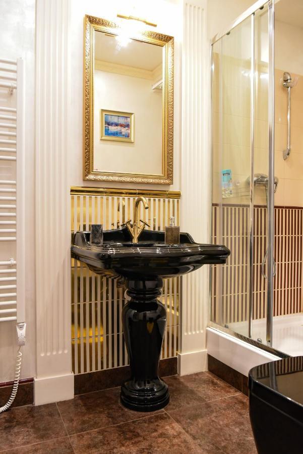 Rose Apartment Mariánské Lázně Екстериор снимка