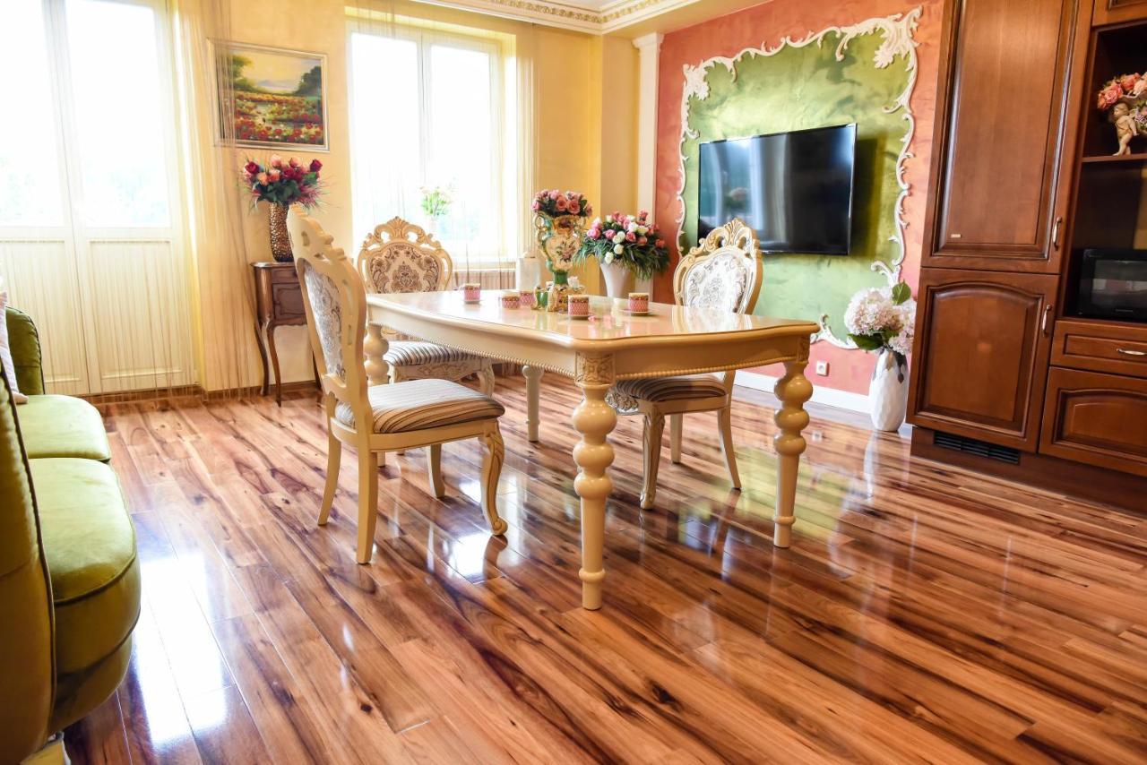 Rose Apartment Mariánské Lázně Екстериор снимка