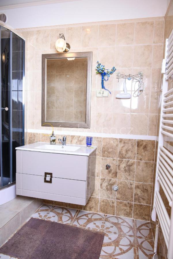 Rose Apartment Mariánské Lázně Екстериор снимка